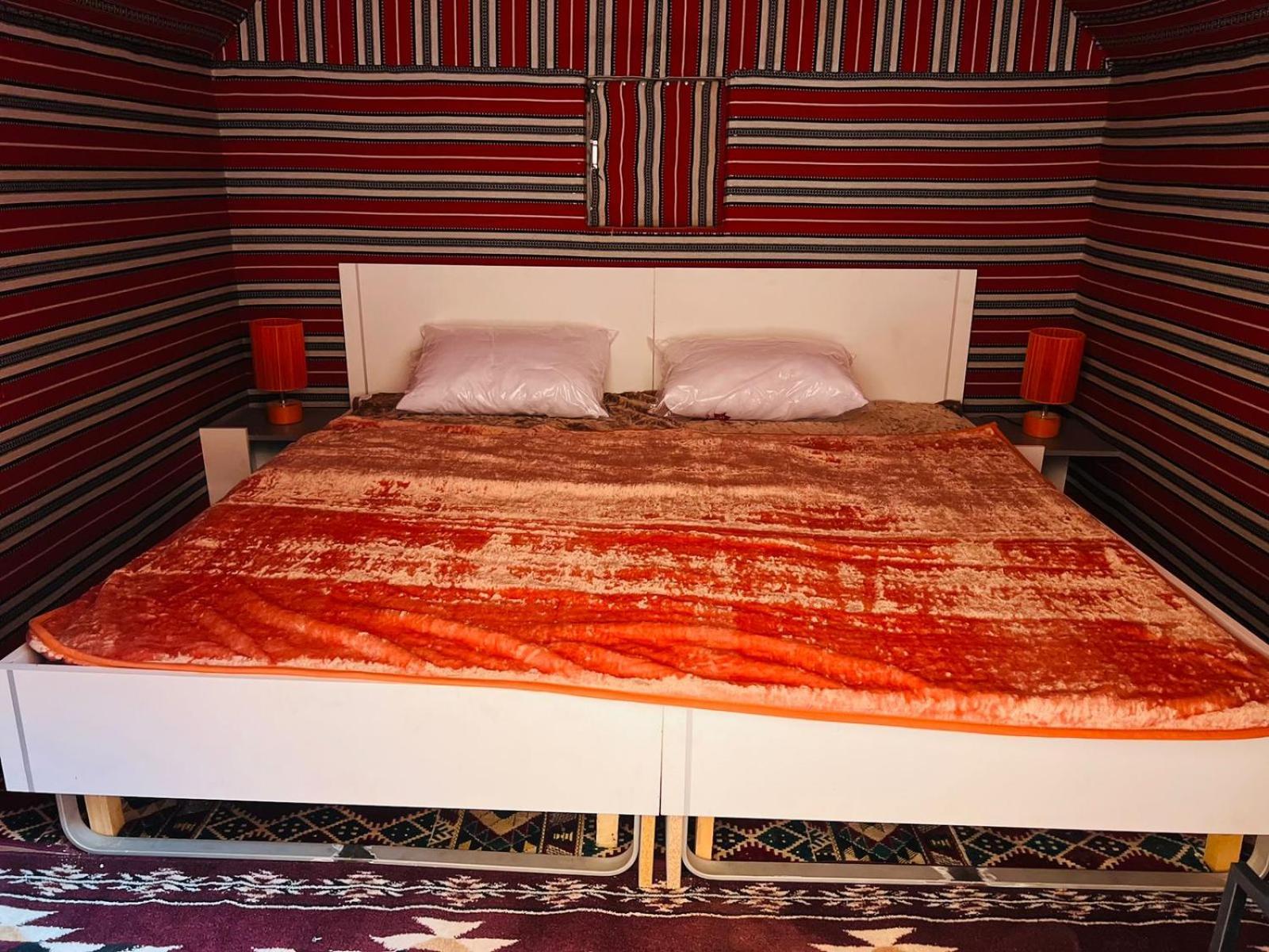 Desert Rock Camp Вади Рум Екстериор снимка
